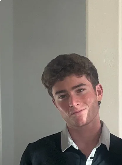 Portrait of Aaron Snyder